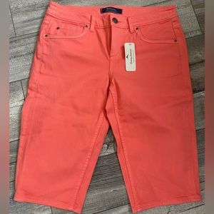 Brand New Women’s Tommy Bahama Capri